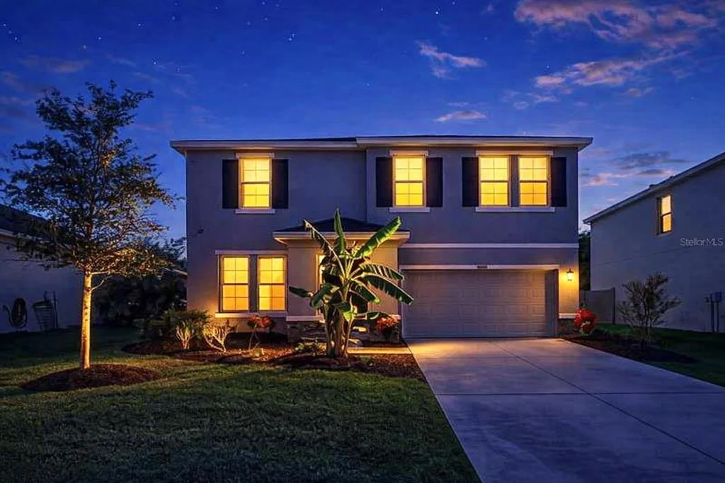 Photo of 16454 WOODSIDE GLEN