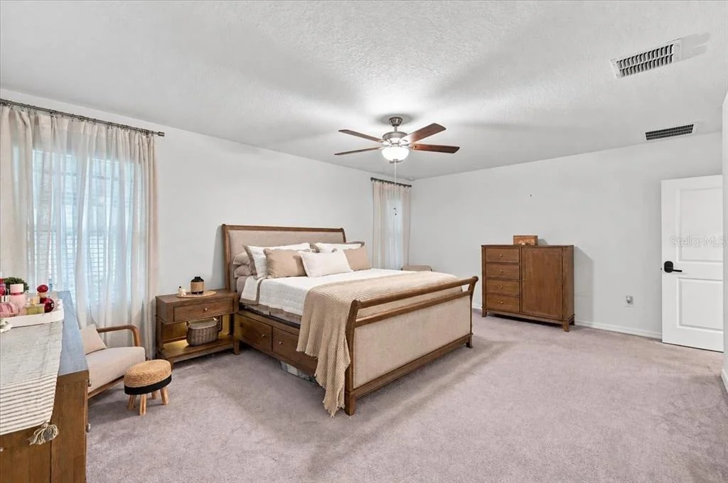 Photo of 1736 RED LOOP