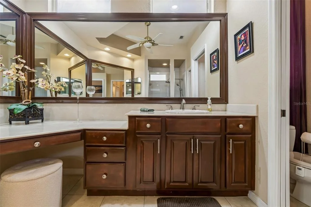 Photo of 566 PLANTERS MANOR WAY
