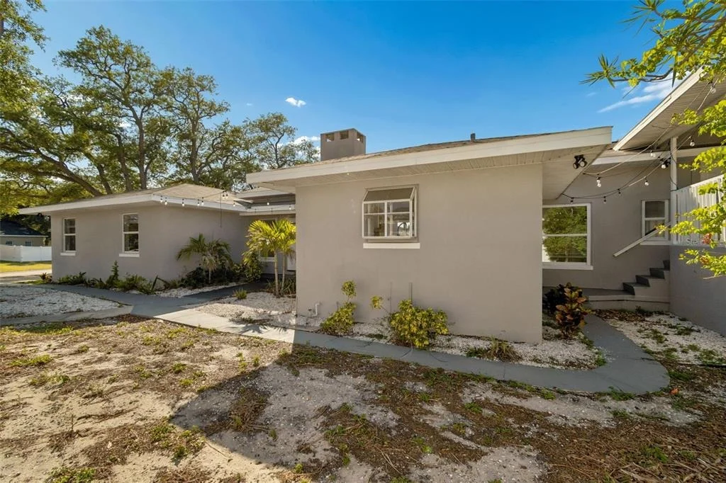 Photo of 125 HARBOR BLUFF DRIVE