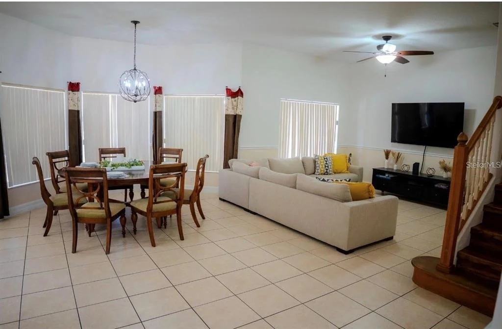 Photo of 416 VISTA LOOP