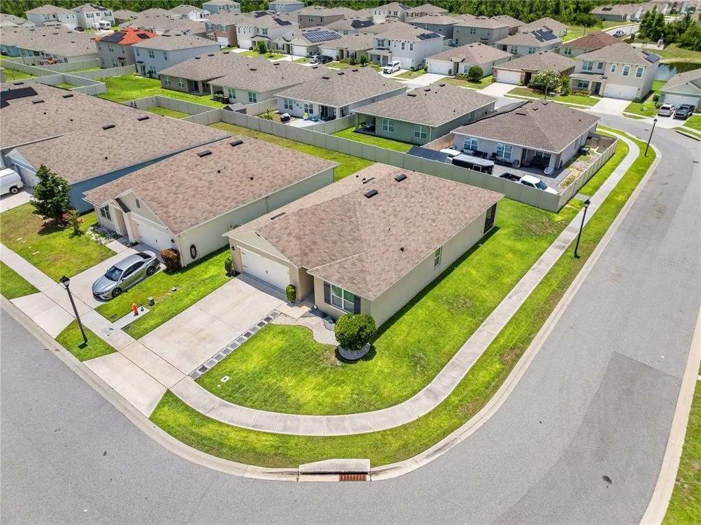 Photo of 1242 IGUANA LOOP