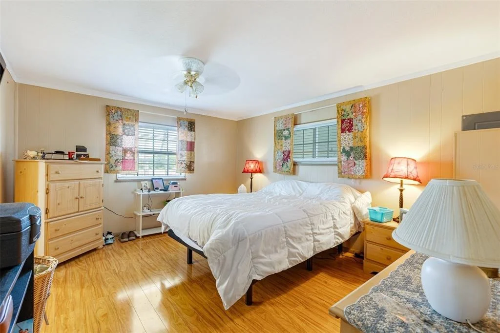 Photo of 412 VIVAR