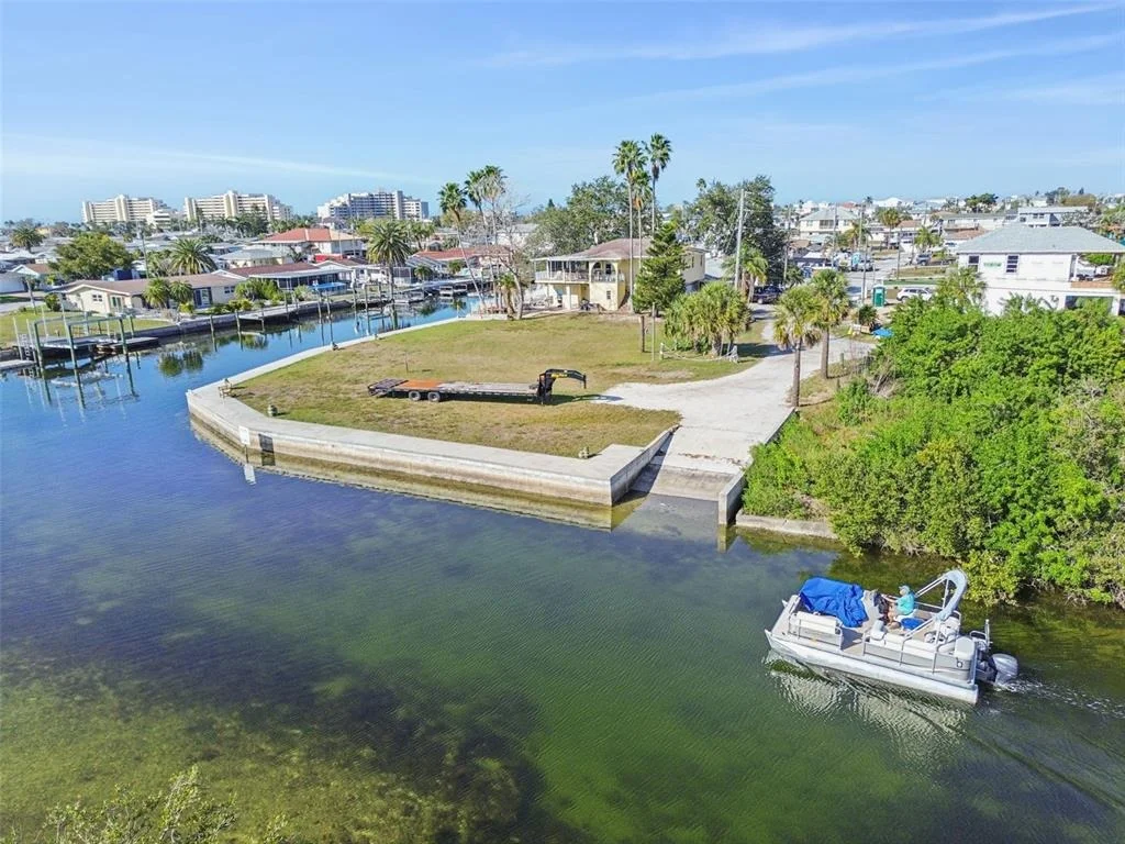 Photo of 6374 BOATYARD DRIVE