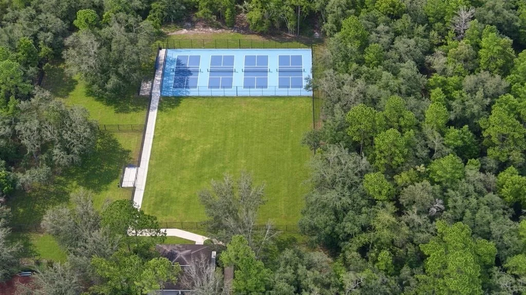 Photo of 3915 BRAMBLEWOOD LOOP