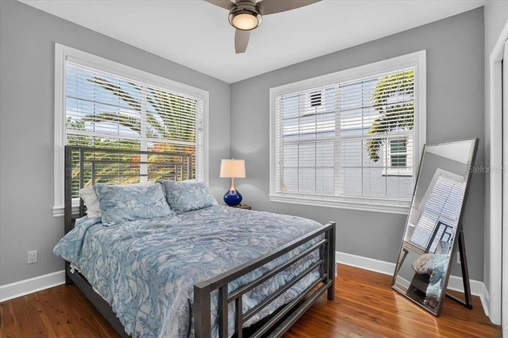 Photo of 6330 LAGUNA DRIVE