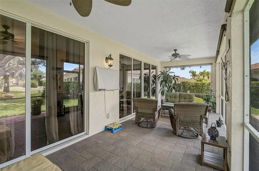 Photo of 7341 GOLF POINTE CIRCLE