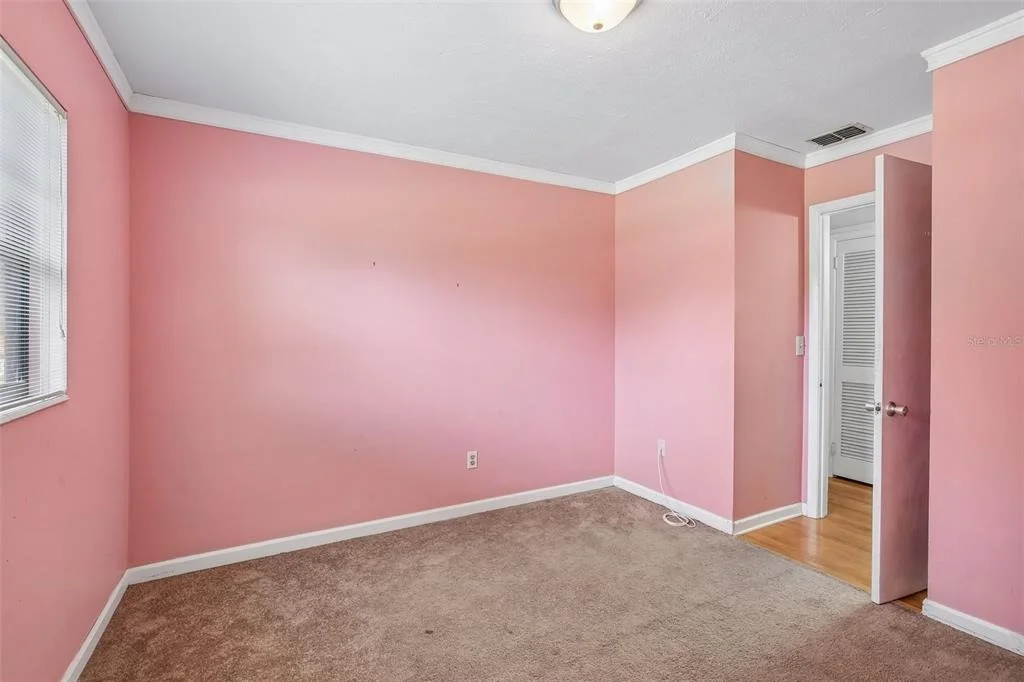 Photo of 512 WHITE OAK AVENUE