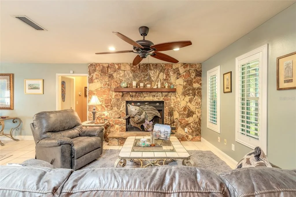 Photo of 1413 ORANGE TREE DRIVE