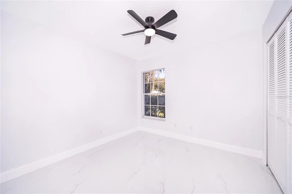 Photo of 1250 GLENMORE DRIVE