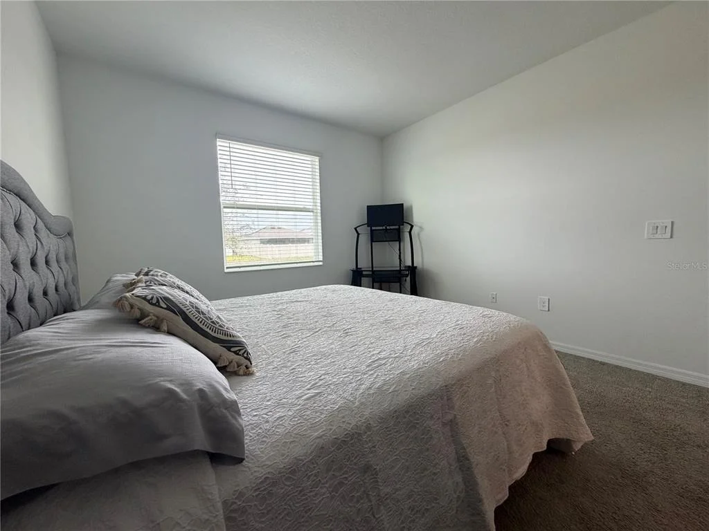Photo of 652 GROVE STREET
