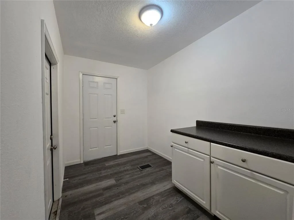 Photo of 43541 DIXIE DRIVE