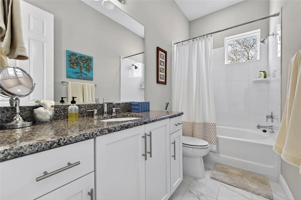Photo of 5701 NW 40TH LOOP