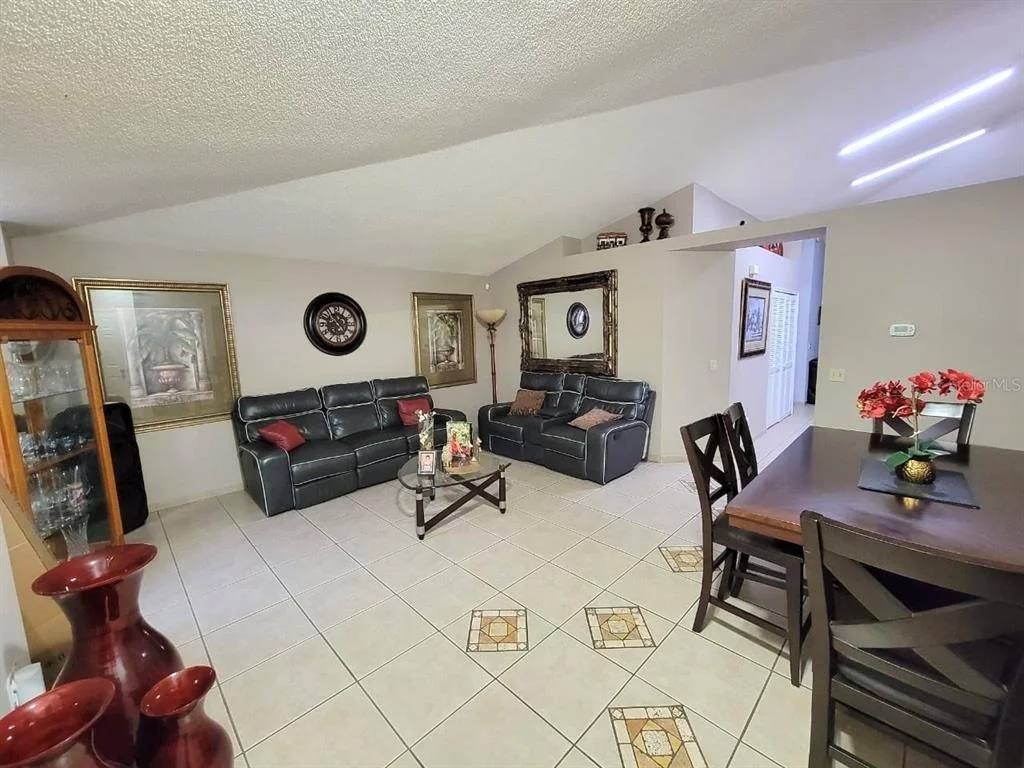 Photo of 1946 EXCALIBUR DRIVE