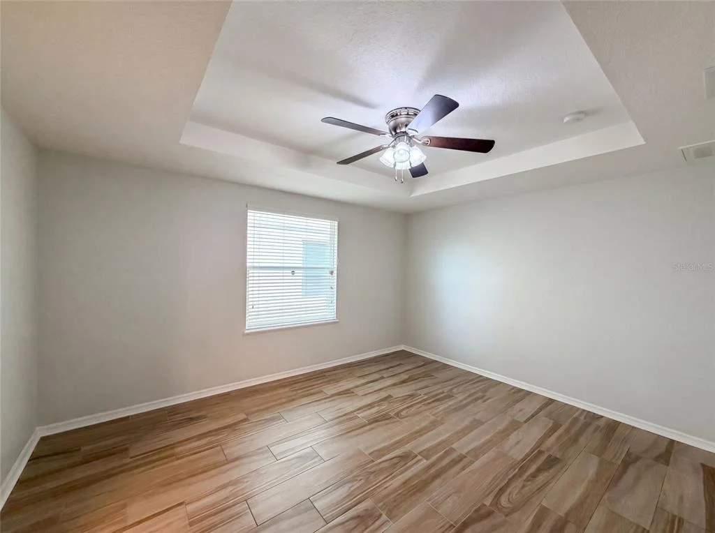 Photo of 1048 BETHPAGE ROAD