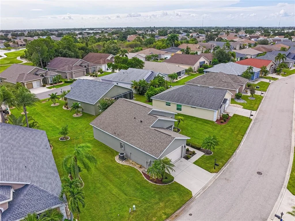 Photo of 24283 BUCKINGHAM WAY