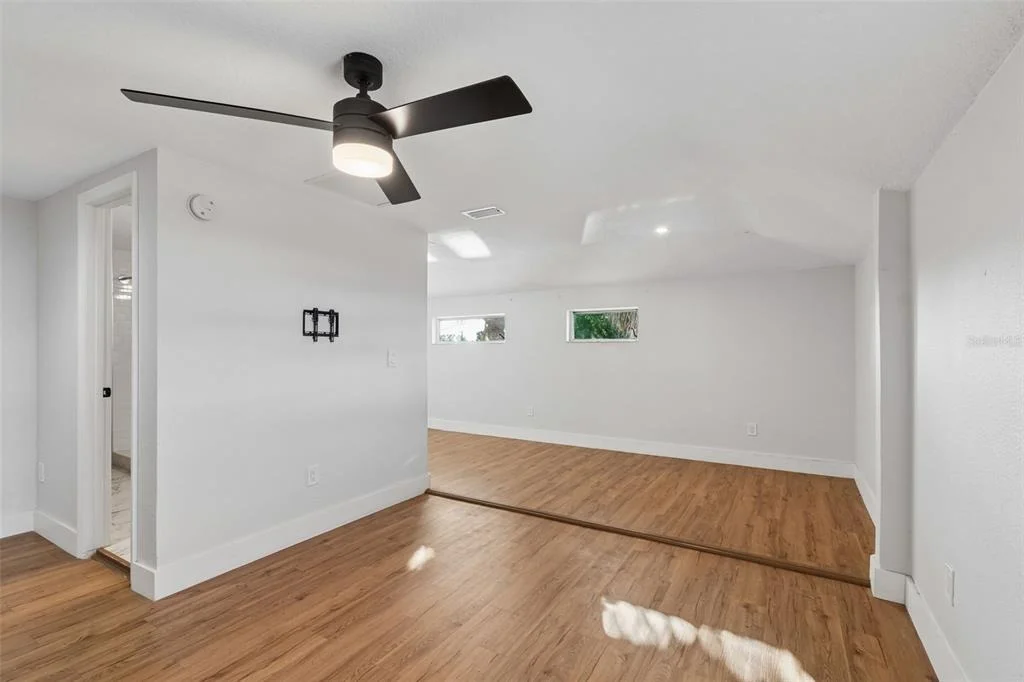 Photo of 125 HARBOR BLUFF DRIVE