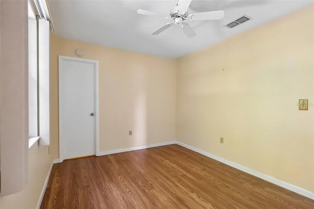 Photo of 21 ABERDEEN CIRCLE