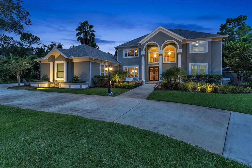 Photo of 15 BROADRIVER ROAD