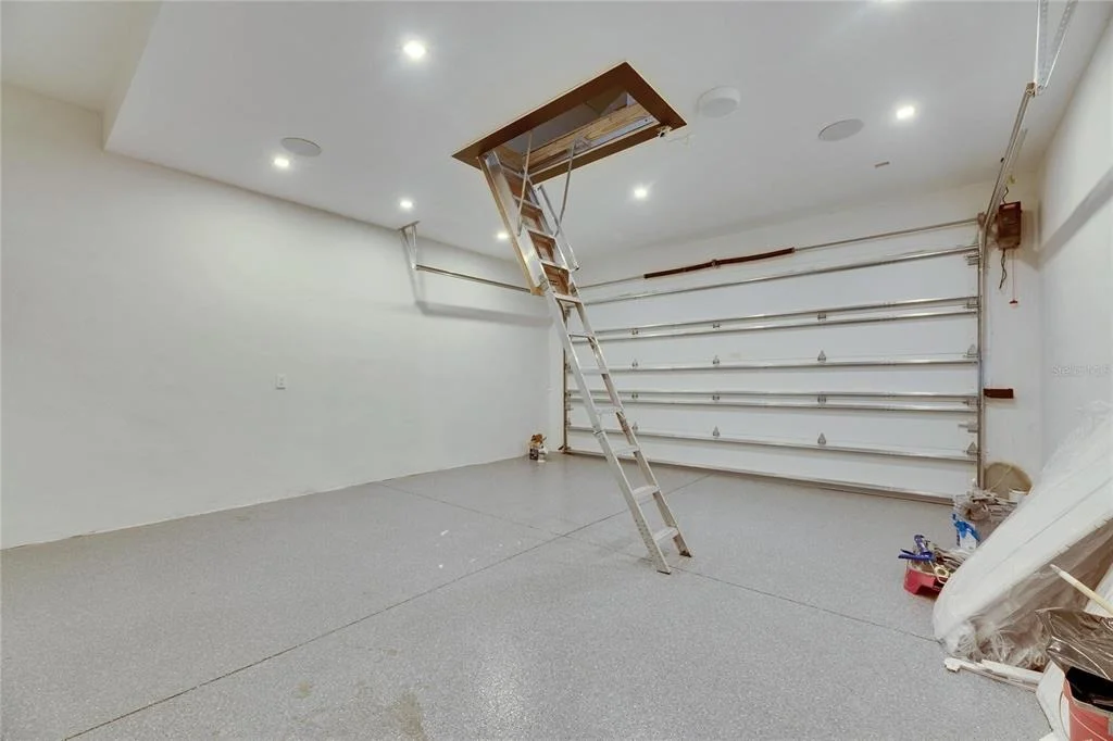 Photo of 6538 SIMONE SHORES CIRCLE