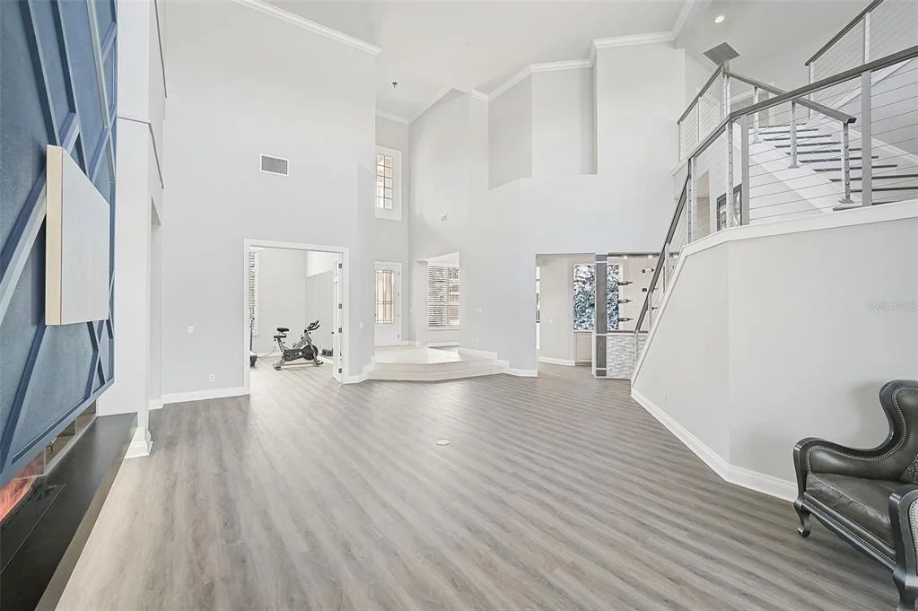 Photo of 854 MACEWEN DRIVE