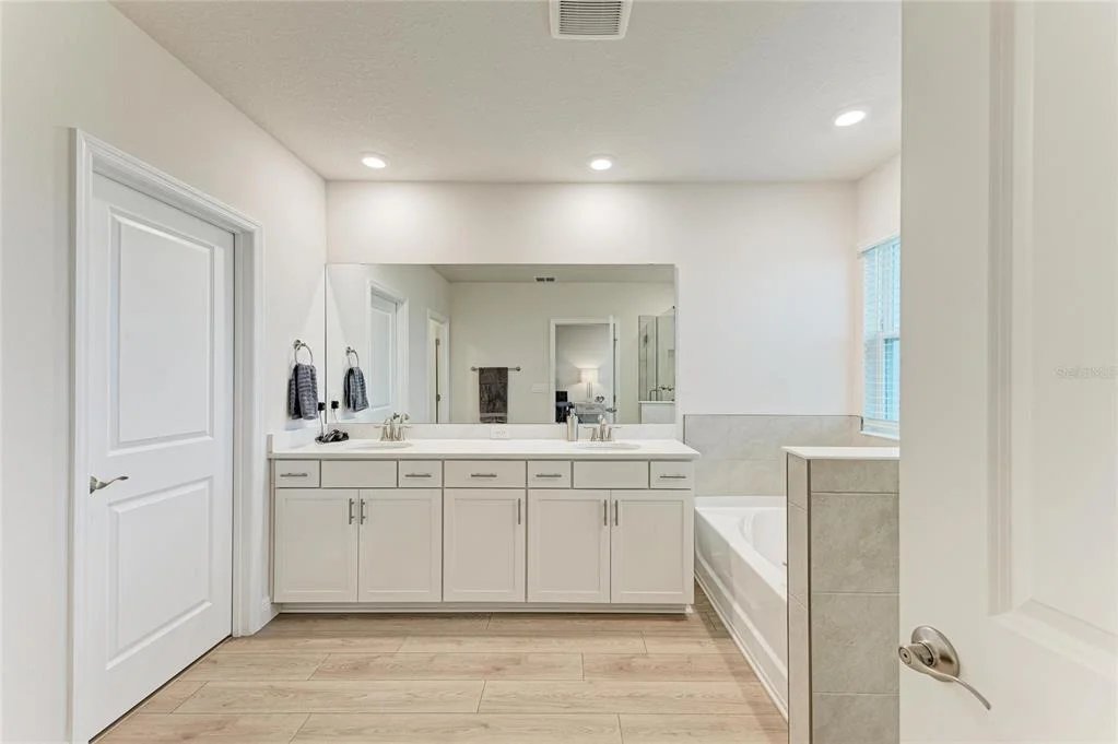 Photo of 18211 THISTLEBERRY PLACE