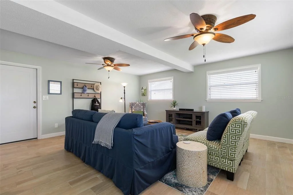 Photo of 76 BANYAN DRIVE