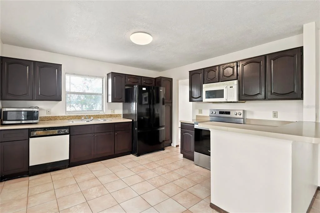Photo of 1469 MONA DRIVE