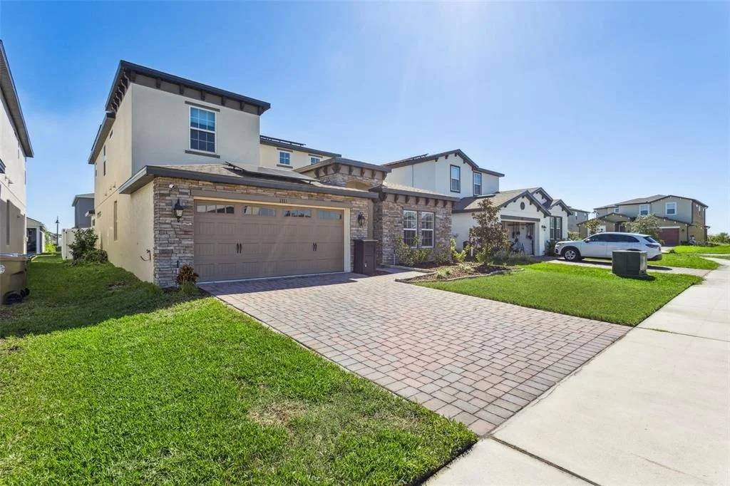 Photo of 1111 LONE PALM WAY