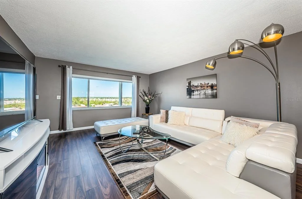 Photo of Unit 604 at 4725 COVE CIRCLE