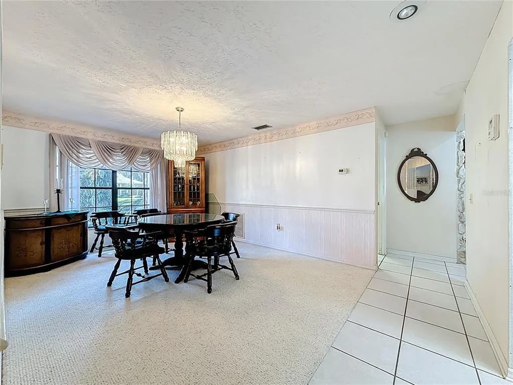 Photo of 452 SUMMIT CHASE DRIVE