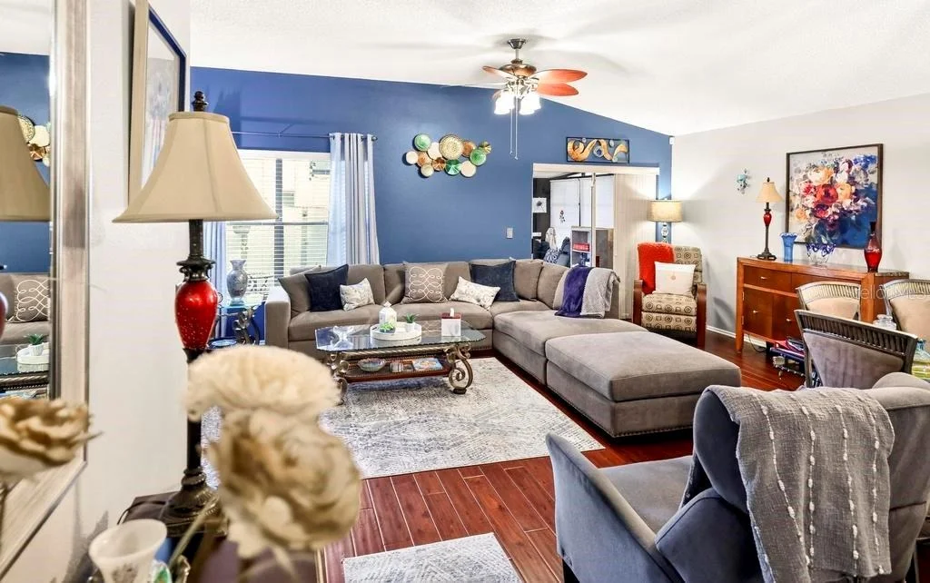 Photo of 852 FRANKLIN CIRCLE