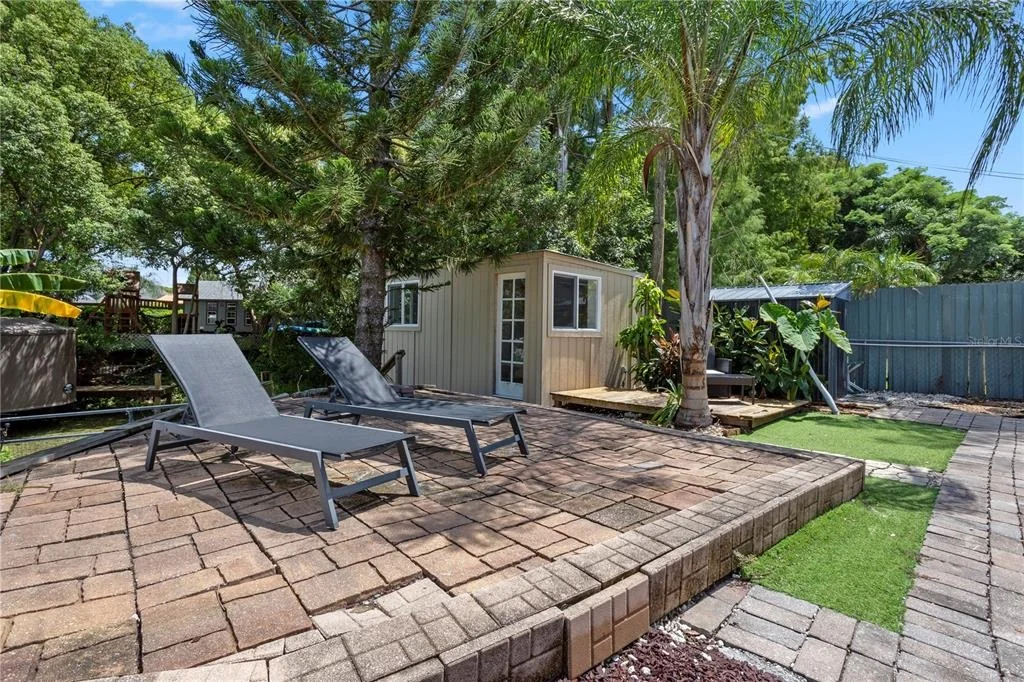 Photo of 6809 WILLOUGHBY LANE
