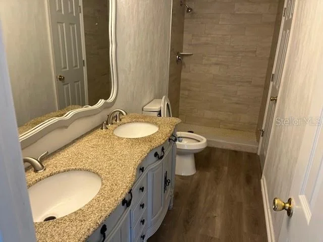 Photo of 303 N JANICE LANE
