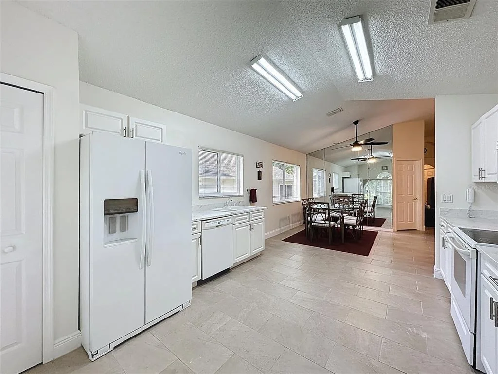 Photo of 3684 EVERSHOLT STREET