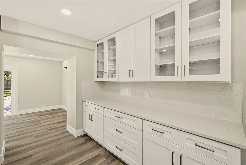 Photo of 1595 OAK LANE