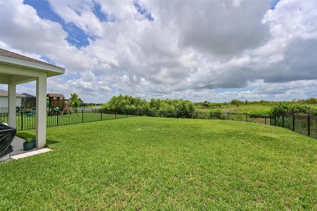 Photo of 11124 MOONSAIL DRIVE
