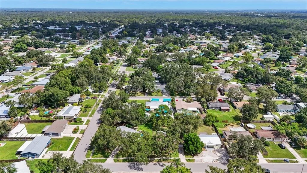 Photo of 4923 BROOKMEADE DRIVE