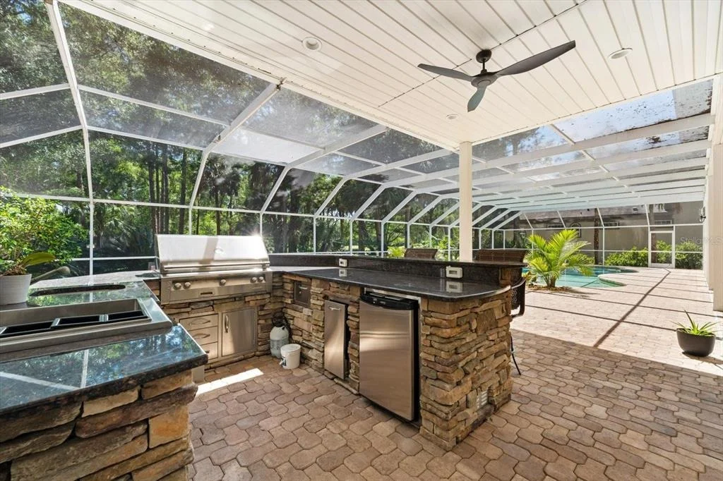 Photo of 6413 MACLAURIN DRIVE