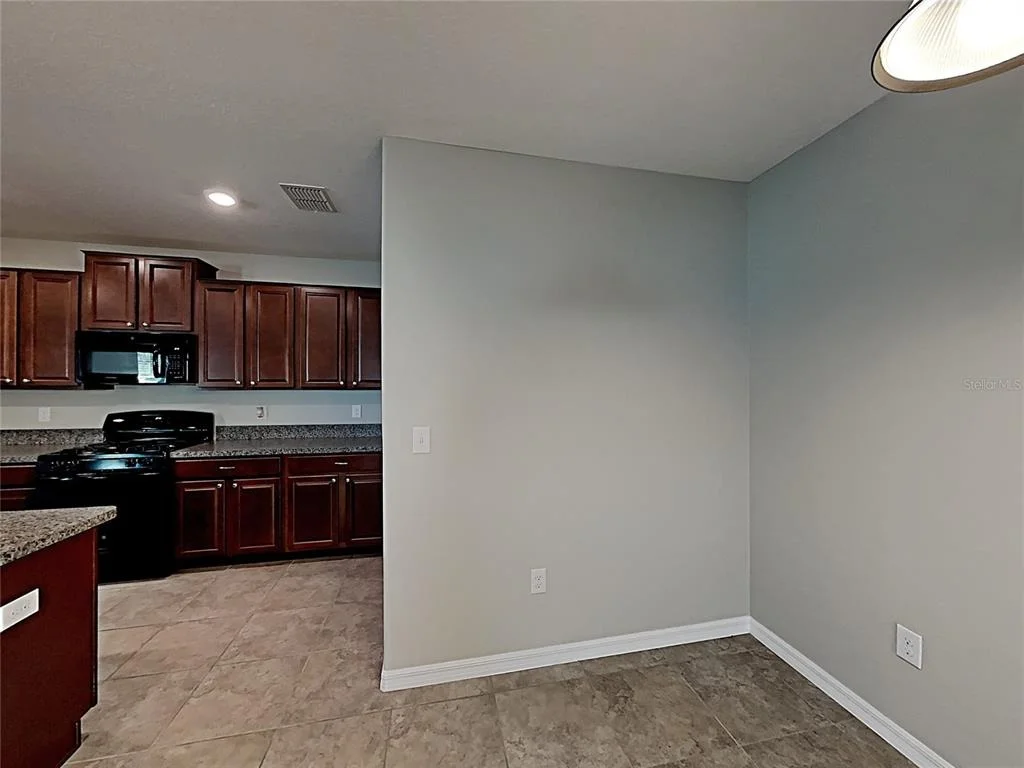 Photo of 5125 WHITE CHICORY DRIVE