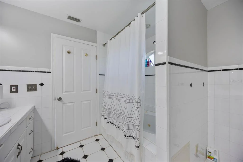 Photo of 13951 HARBOR VIEW DRIVE