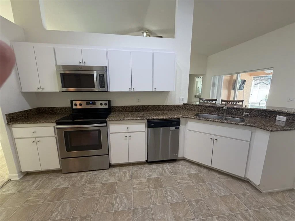 Photo of 7002 SUMMIT CIRCLE