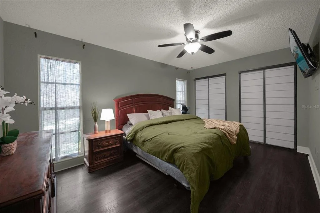 Photo of 9627 HIDDEN OAKS CIRCLE