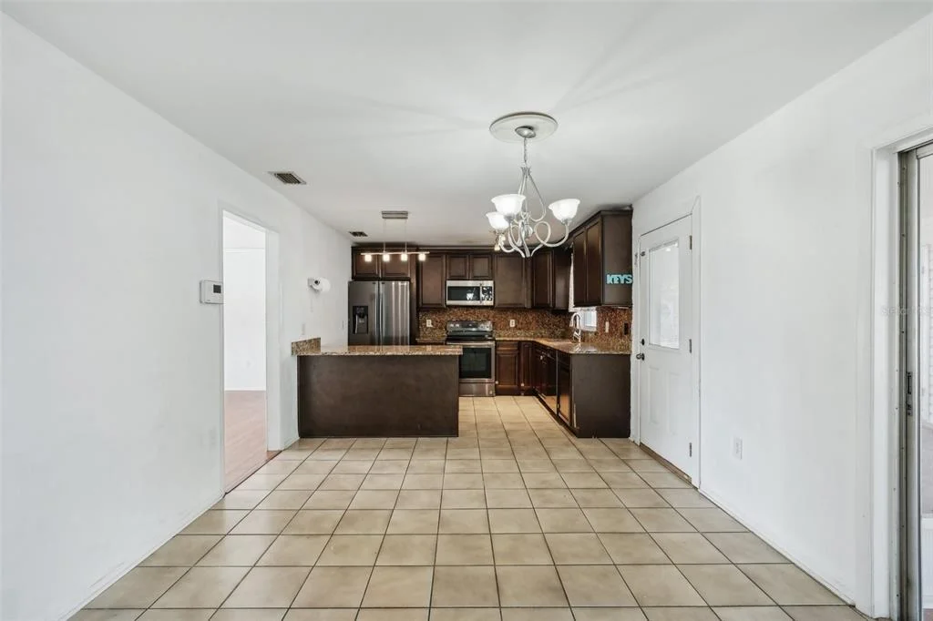 Photo of 503 HOLT CIRCLE