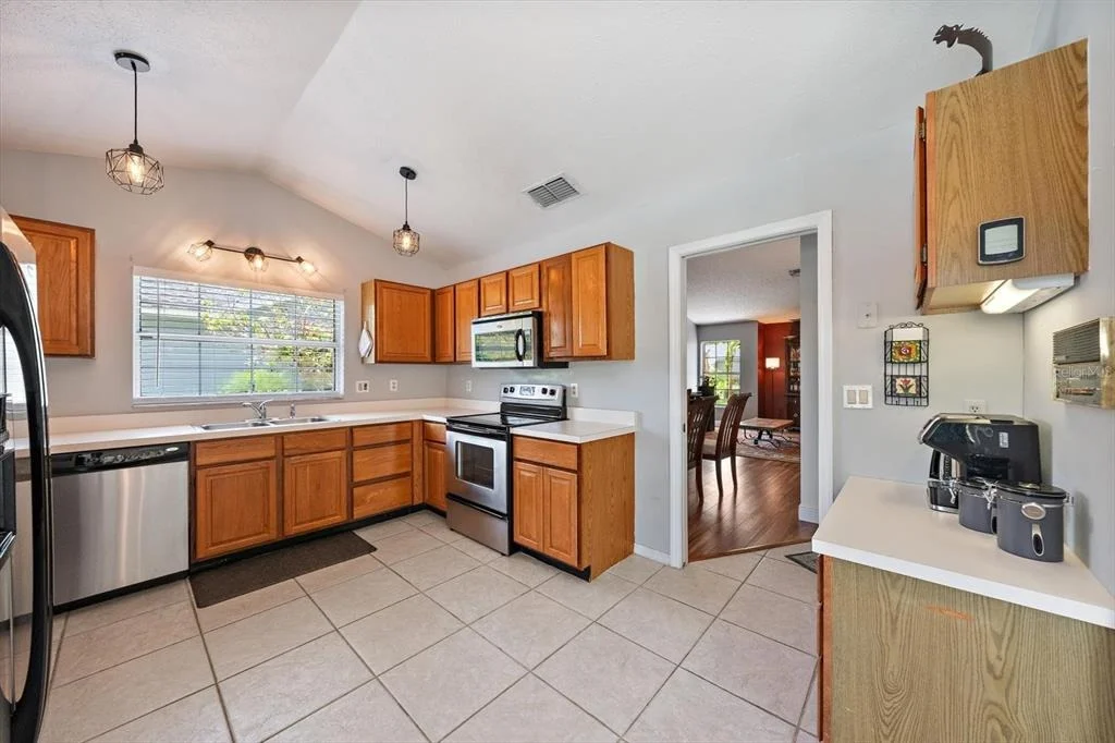 Photo of 4732 MEADOWVIEW CIRCLE