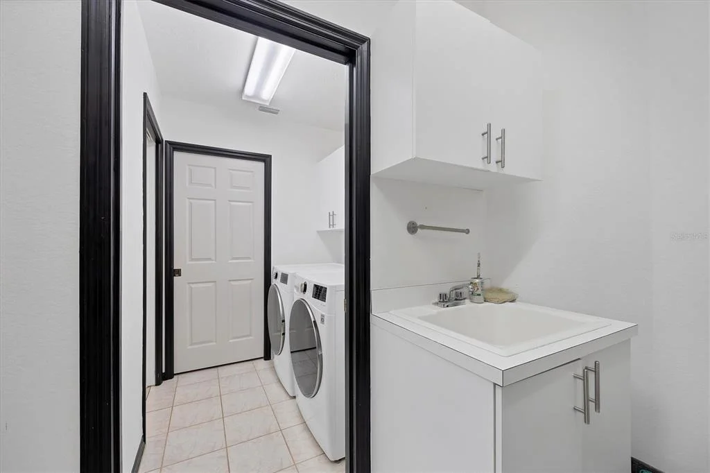 Photo of 7916 HAMPTON COURT