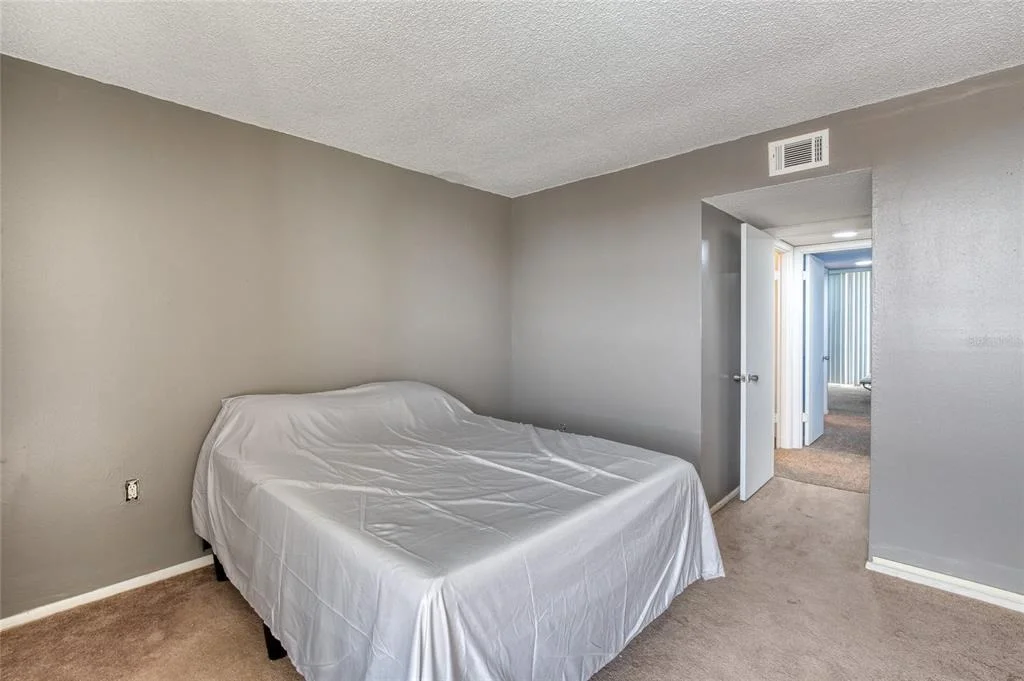 Photo of Unit UT58 at 5500 OCEAN SHORE BOULEVARD