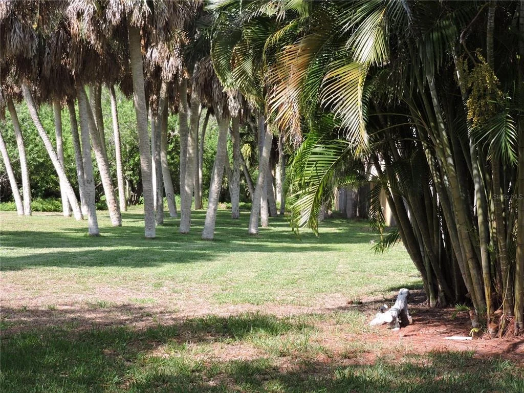 Photo of 905 COLONIAL ROAD