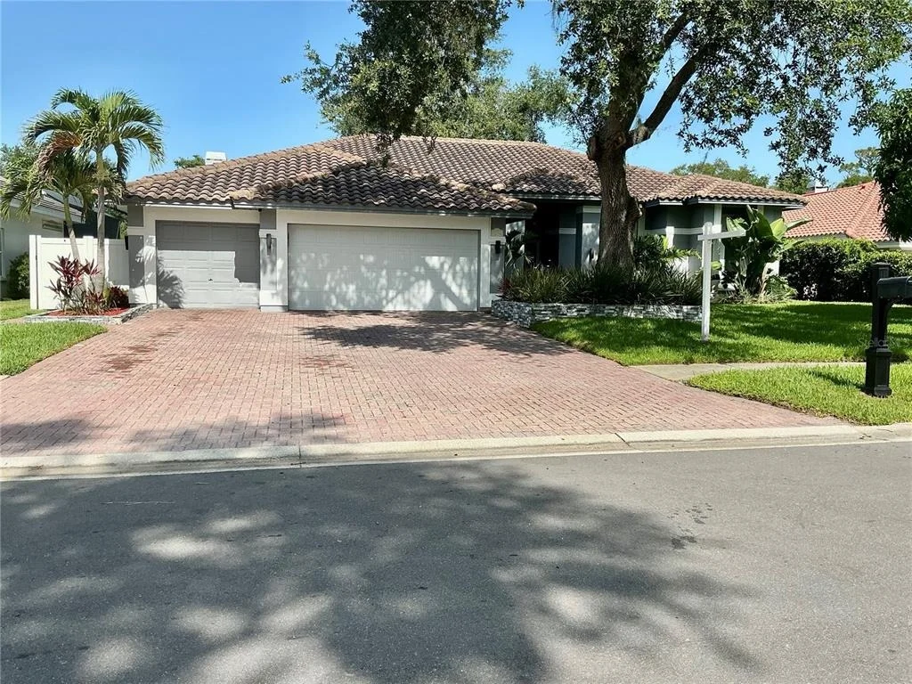 Photo of 126 OLD OAK CIRCLE