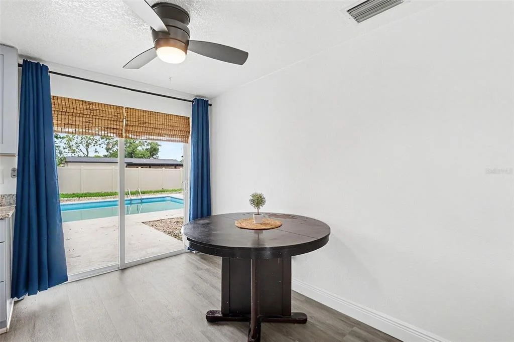 Photo of 8253 GREENLEAF CIRCLE